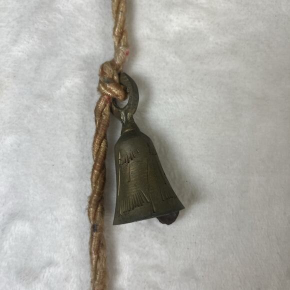 Vintage Rustic Handmade 6 Brass Wind Bells Charms On Rope Great Sound, India - Picture 4 of 11